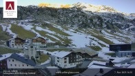 Archiv Foto Webcam Zürs: Hotel Arlberghaus 15:00