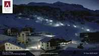 Archiv Foto Webcam Zürs: Hotel Arlberghaus 05:00