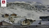 Archiv Foto Webcam Zürs: Hotel Arlberghaus 11:00