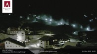 Archiv Foto Webcam Zürs: Hotel Arlberghaus 17:00