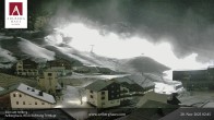 Archiv Foto Webcam Zürs: Hotel Arlberghaus 01:00
