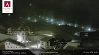 Archiv Foto Webcam Zürs: Hotel Arlberghaus 17:00