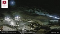 Archiv Foto Webcam Zürs: Hotel Arlberghaus 17:00