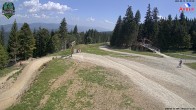 Archiv Foto Webcam ArBär Kinderland des Skigebiets am Arber 13:00