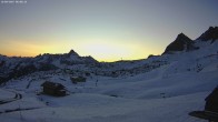 Archived image Webcam Jägeralpe: View Wartherhorn 06:00