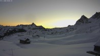 Archived image Webcam Jägeralpe: View Wartherhorn 06:00