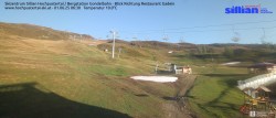 Archiv Foto Webcam Bergstation Gondelbahn in Sillian 05:00