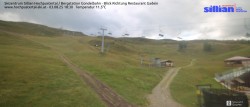 Archiv Foto Webcam Bergstation Gondelbahn in Sillian 17:00