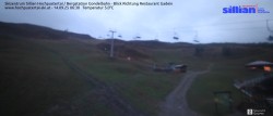 Archiv Foto Webcam Bergstation Gondelbahn in Sillian 05:00