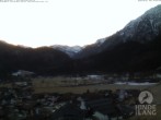 Archiv Foto Webcam Kirchturmblick Richtung Hintersteiner Tal 06:00