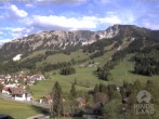 Archived image Webcam View of the kids hotel Oberjoch at the slopes in front 17:00