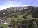Archived image Webcam View of the kids hotel Oberjoch at the slopes in front 17:00