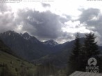 Archived image Webcam Kids hotel Oberjoch: view at the nature reseve "Allgäuer Hochalpen" 13:00