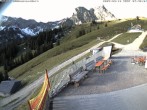 Archived image Webcam Arrival of the Breitenbergbahn cabins 07:00