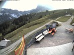 Archived image Webcam Arrival of the Breitenbergbahn cabins 15:00