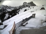 Archived image Webcam Arrival of the Breitenbergbahn cabins 09:00