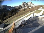 Archived image Webcam Arrival of the Breitenbergbahn cabins 06:00