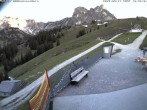Archived image Webcam Arrival of the Breitenbergbahn cabins 19:00