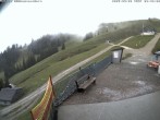 Archived image Webcam Arrival of the Breitenbergbahn cabins 09:00