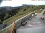 Archived image Webcam Arrival of the Breitenbergbahn cabins 06:00