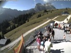 Archived image Webcam Arrival of the Breitenbergbahn cabins 09:00