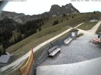 Archived image Webcam Arrival of the Breitenbergbahn cabins 17:00