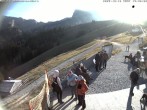 Archived image Webcam Arrival of the Breitenbergbahn cabins 15:00