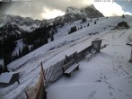 Archived image Webcam Arrival of the Breitenbergbahn cabins 11:00