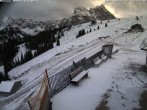 Archived image Webcam Arrival of the Breitenbergbahn cabins 15:00