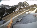 Archived image Webcam Arrival of the Breitenbergbahn cabins 06:00