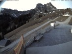 Archived image Webcam Arrival of the Breitenbergbahn cabins 05:00