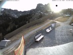 Archived image Webcam Arrival of the Breitenbergbahn cabins 14:00