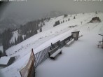 Archived image Webcam Arrival of the Breitenbergbahn cabins 09:00