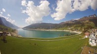 Archiv Foto Webcam Reschen - Blick auf den Reschensee 09:00