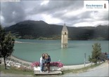 Archived image Webcam Lake Resia and the symbol of Venosta Valley 04:00