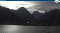 Archived image Webcam Inn Bergkristall / Maurach 15:00