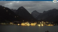 Archived image Webcam Inn Bergkristall / Maurach 19:00