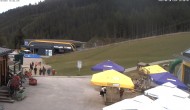 Archiv Foto Webcam Hauser Kaibling: Service Center (1424 m) 13:00