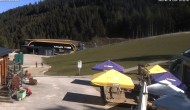 Archiv Foto Webcam Hauser Kaibling: Service Center (1424 m) 13:00