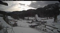 Archived image Webcam Altaussee: Hagan Lodge 13:00