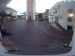 Archiv Foto Webcam Dorfplatz Kastelruth, Südtirol 05:00