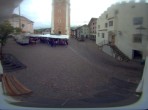 Archiv Foto Webcam Dorfplatz Kastelruth, Südtirol 05:00