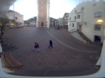 Archived image Webcam Castelrotto/Kastelruth village square, South Tyrol 06:00