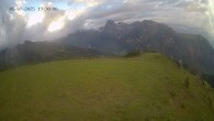 Archiv Foto Webcam Ladurns: Blick von der Bergstation Wastenegg 19:00