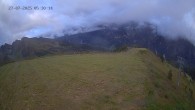Archiv Foto Webcam Ladurns: Blick von der Bergstation Wastenegg 05:00