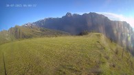 Archiv Foto Webcam Ladurns: Blick von der Bergstation Wastenegg 06:00