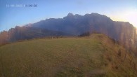 Archiv Foto Webcam Ladurns: Blick von der Bergstation Wastenegg 05:00