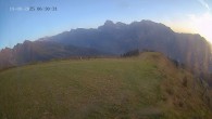 Archiv Foto Webcam Ladurns: Blick von der Bergstation Wastenegg 05:00