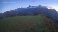 Archiv Foto Webcam Ladurns: Blick von der Bergstation Wastenegg 05:00