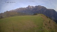 Archiv Foto Webcam Ladurns: Blick von der Bergstation Wastenegg 06:00